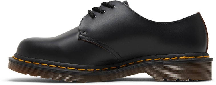 Dr. Martens 1461 Vintage 'Black Quilon' Hitam Klasik 12877001 Lookbook Dr. Martens 1461 Vintage 'Black Quilon' Hitam Klasik 12877001