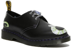 Dr. Martens 1461 WB Beetlejuice Kulit Licin Oxford Hitam Smooth 27942001 Order Dr. Martens 1461 WB Beetlejuice Kulit Licin Oxford Hitam Smooth 27942001