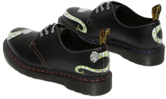 Dr. Martens 1461 WB Beetlejuice Kulit Licin Oxford Hitam Smooth 27942001 Purchase Dr. Martens 1461 WB Beetlejuice Kulit Licin Oxford Hitam Smooth 27942001