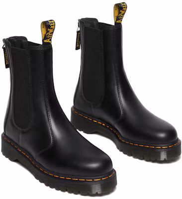 Dr. Martens 1490 Bottes Chelsea ''Cuir Noir'' 27844001 Lookbook Dr. Martens 1490 Bottes Chelsea ''Cuir Noir'' 27844001