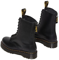 Dr.Martens 馬汀博士 1490 皮革 圓頭繫帶 短筒 馬丁靴 男女同款 黑色 Purchase Dr.Martens 馬汀博士 1490 皮革 圓頭繫帶 短筒 馬丁靴 男女同款 黑色