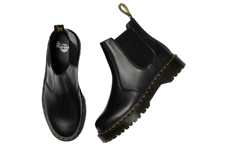 Lookbook Botas Chelsea de Cuero Liso Dr. Martens 2976 Bex 'Negro' 26205001