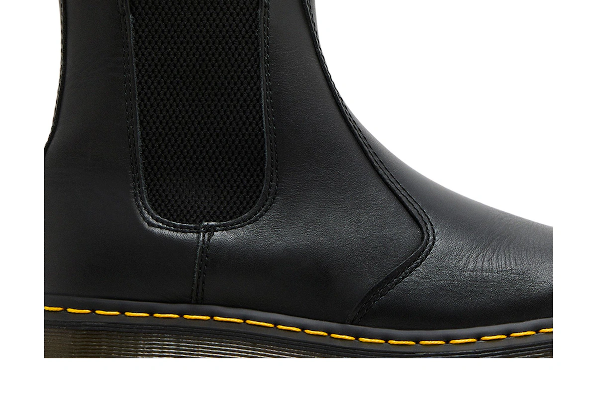 Dr. Martens 2976 Chelsea Boots 'Black'