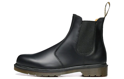 Dr. Martens 2976 Smooth Leather Chelsea Boot 'Black'