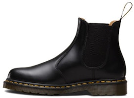 Dr. Martens 2976 Yellow Stitch Smooth Leather Chelsea Boot 'Black' 22227001 Dr. Martens 2976 Yellow Stitch Smooth Leather Chelsea Boot 'Black' 22227001