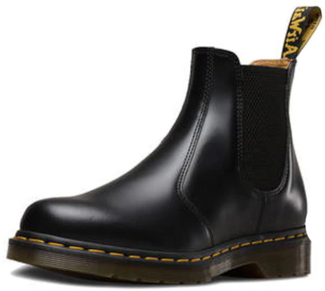 Botas Chelsea de Cuero Liso Dr. Martens 2976 con Costura Amarilla 'Negro' 22227001 Lookbook Botas Chelsea de Cuero Liso Dr. Martens 2976 con Costura Amarilla 'Negro' 22227001