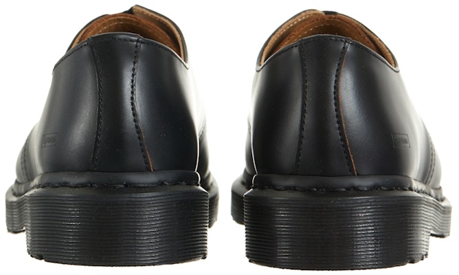 Dr. Martens 3-Eye Supreme Jaring Laba-laba 'Hitam' Lookbook Dr. Martens 3-Eye Supreme Jaring Laba-laba 'Hitam'