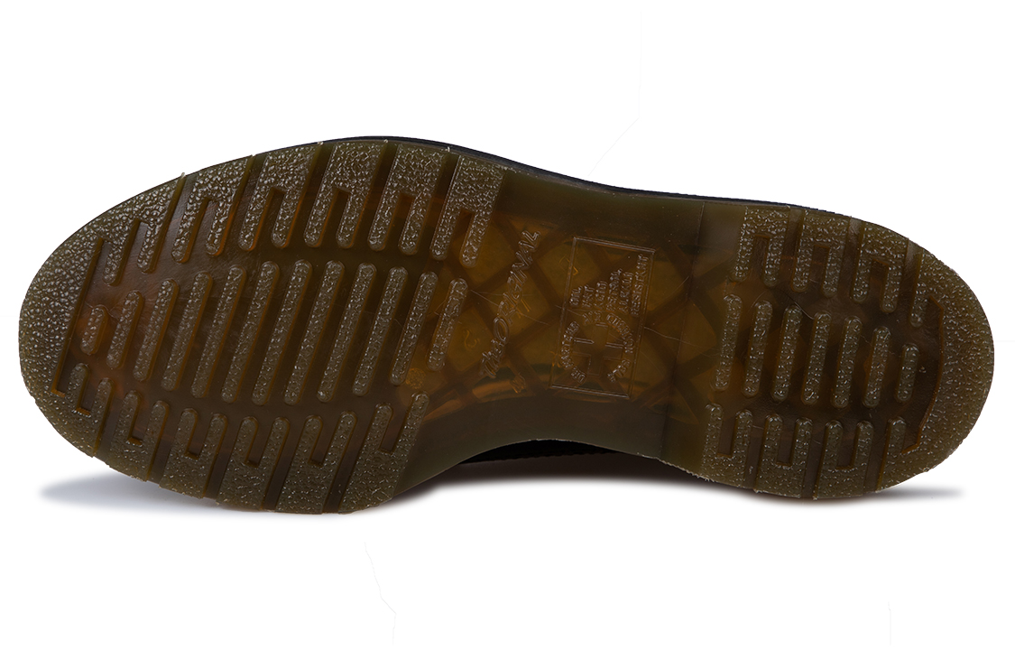 Buy Dr. Martens 3989 5-Holes 13844001 - Novelship