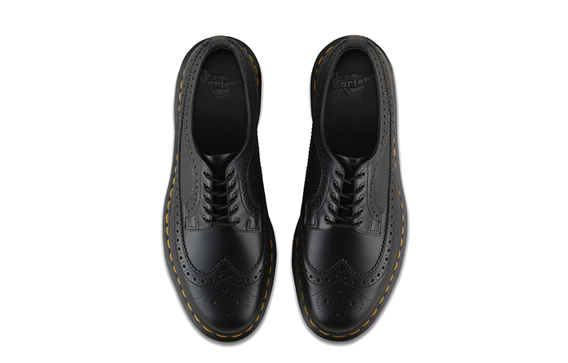 Purchase Dr. Martens 3989 Smooth Leather Brogue ''Zwart Gele Stiksels'' 22210001