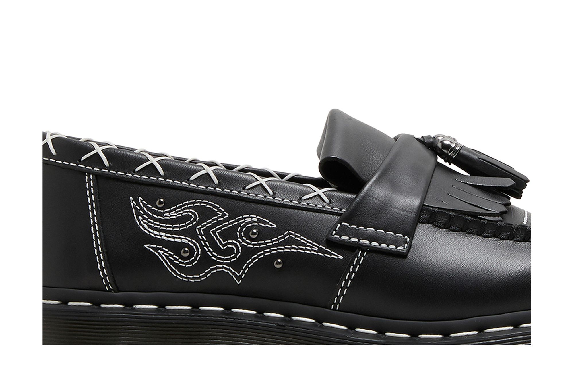 Order Dr. Martens 马汀博士 Adrian 哥特美式系列流苏乐福鞋 31626001