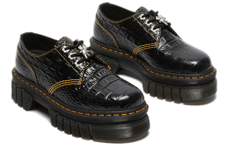 Shop 马丁靴Audrick x Heaven By Marc Jacobs'碳黑黄' 27514001