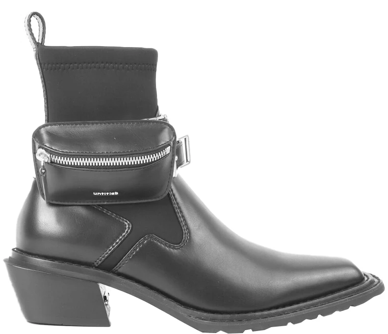 dr-martens-boots-untitled-13-hitch-matt-black-with-bag-aw-20-1301yc