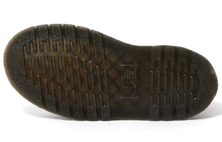 Shop 马丁博士 Clarissa II 漆皮绑带凉鞋 黑色 24822001