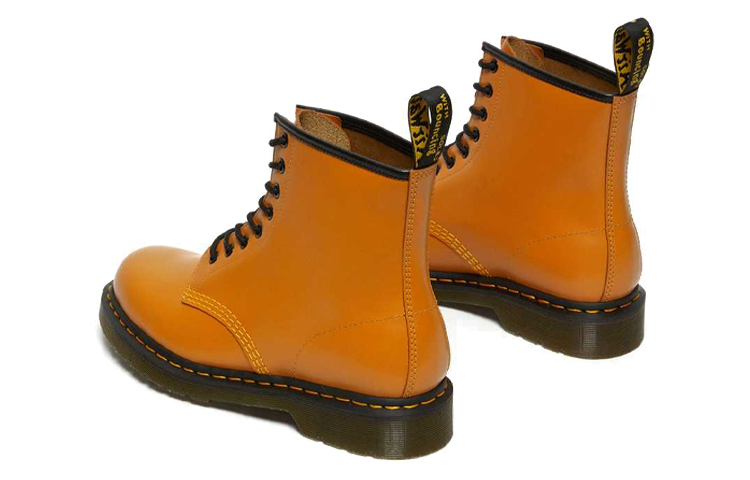 Purchase Dr. Martens 1460 Boots Kulit Tali 'Oranye' 27139804