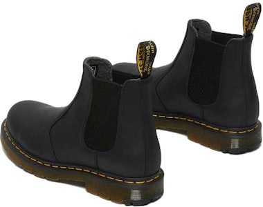 Dr. Martens 2976 Wintergrip Chelsea Boots 'Hitam'靴 dalam Malaysia 24040001 Lookbook Dr. Martens 2976 Wintergrip Chelsea Boots 'Hitam'靴 dalam Malaysia 24040001