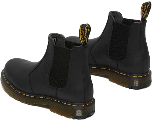 Dr. Martens 2976 Wintergrip Chelsea Boots 'Hitam'靴 dalam Malaysia 24040001 Lookbook Dr. Martens 2976 Wintergrip Chelsea Boots 'Hitam'靴 dalam Malaysia 24040001