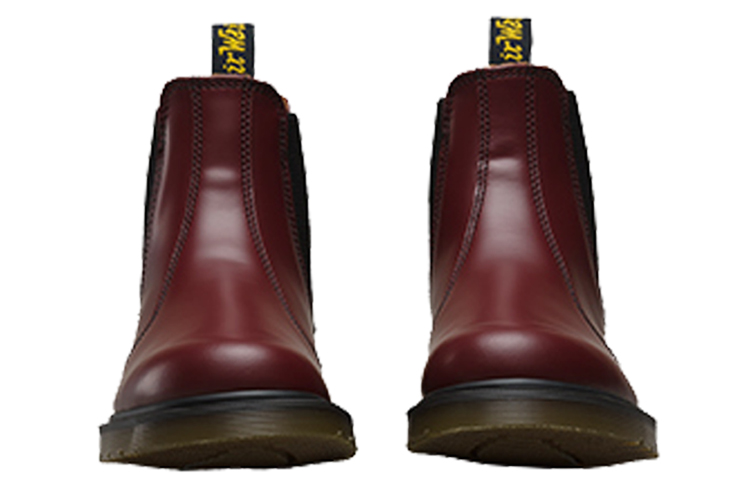 Lookbook Dr. Martens 2976 Smooth Chelsea Boots 'Cherry Red' Merah Ceri 11853600