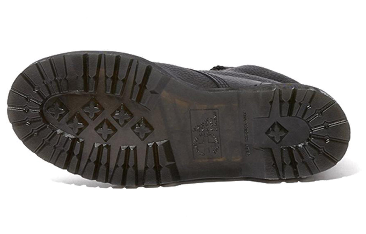 Shop Dr.Martens/馬汀博士 Icon 7B10 馬丁靴 黑色