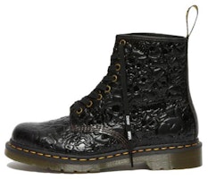 The Goonies x Warner Bros x Dr. Martens 1460 Emboss Leather Lace Up Boot 'NEVER SAY DIE!' 'Black' 27939001 The Goonies x Warner Bros x Dr. Martens 1460 Emboss Leather Lace Up Boot 'NEVER SAY DIE!' 'Black' 27939001