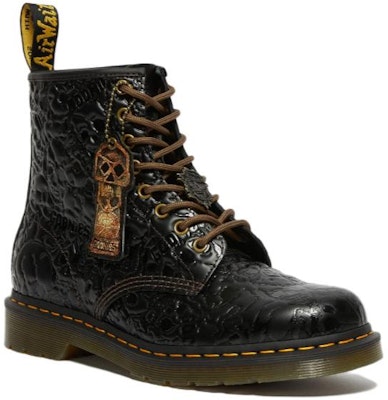 닥터마틴 X 워너브라더스 구니스 1460 블랙 부츠 (50 characters) 27939001 Order 닥터마틴 X 워너브라더스 구니스 1460 블랙 부츠 (50 characters) 27939001