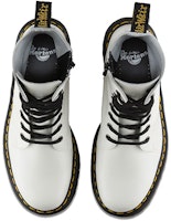 Dr. Martens Jadon Boot Kulit Licin Bertapak Tinggi 'Putih' 15265100 Lookbook Dr. Martens Jadon Boot Kulit Licin Bertapak Tinggi 'Putih' 15265100
