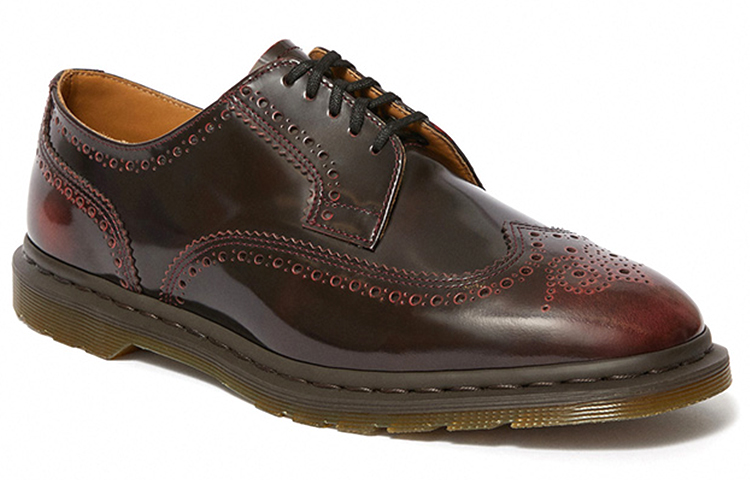 Lookbook Dr. Martens Kelvin II Scarpe Brogue in Pelle Arcadia ''Rosso Ciliegia'' 25027600