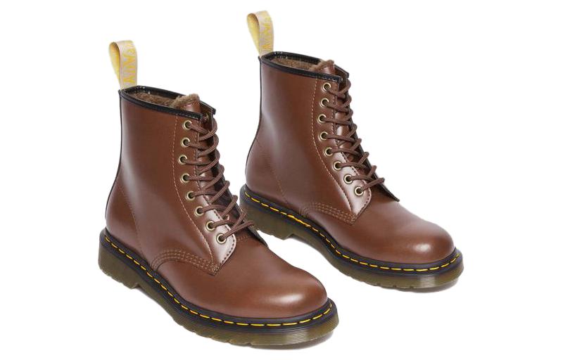 Lookbook ドクターマーチン レザーアンクルブーツ「コーヒー」 31136203