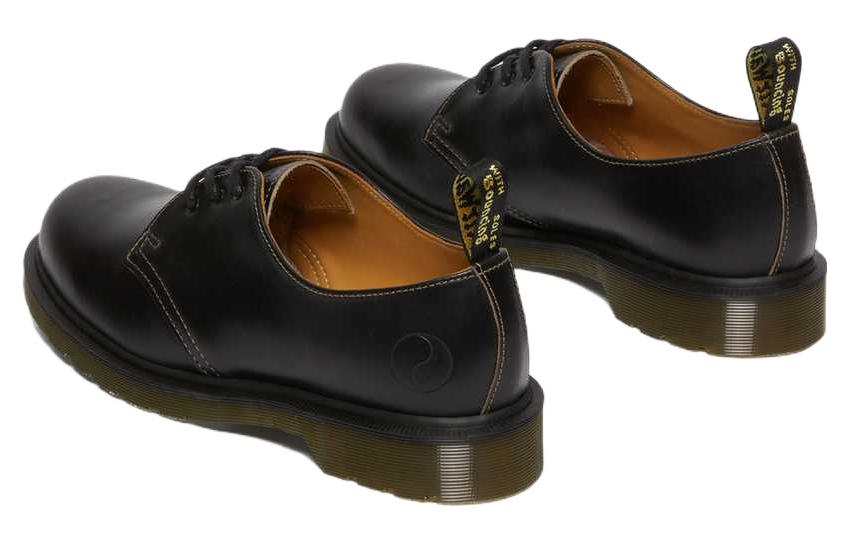 Purchase Dr. Martens Leather Flat 'Comfort Commuter Black' 27997001
