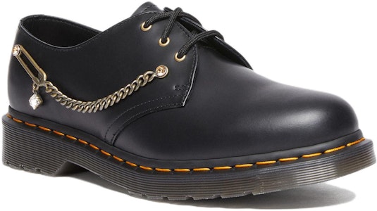 Dr. Martens Rendah Kulit dengan Rantai Metal 'Hitam' 28017001 Order Dr. Martens Rendah Kulit dengan Rantai Metal 'Hitam' 28017001