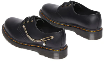 Purchase Dr. Martens Cuir Basse à Chaîne Métallique ''Noir'' 28017001