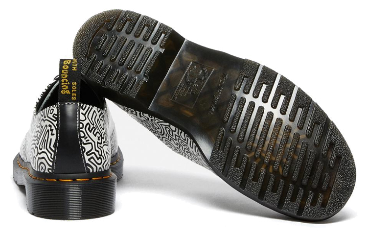 Sizing 马丁博士黑白简约时尚休闲皮革男女鞋 26833009