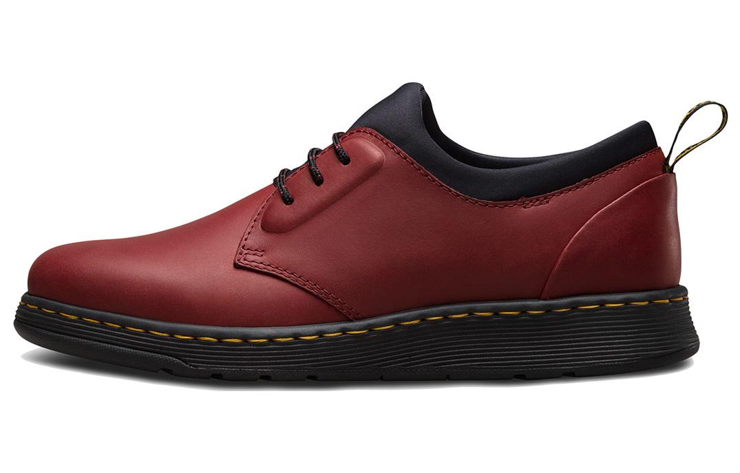 Dr. Martens Low-Top 'Cherry Red'