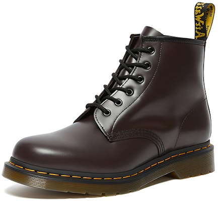 Dr. Martens Retro 6 But Martin Unisex Merah Tegar 27282626 Lookbook Dr. Martens Retro 6 But Martin Unisex Merah Tegar 27282626