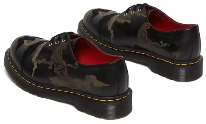 Dr. Martens Tiger Stripe 1461 Yott 3 Lubang 27267001 Lookbook Dr. Martens Tiger Stripe 1461 Yott 3 Lubang 27267001