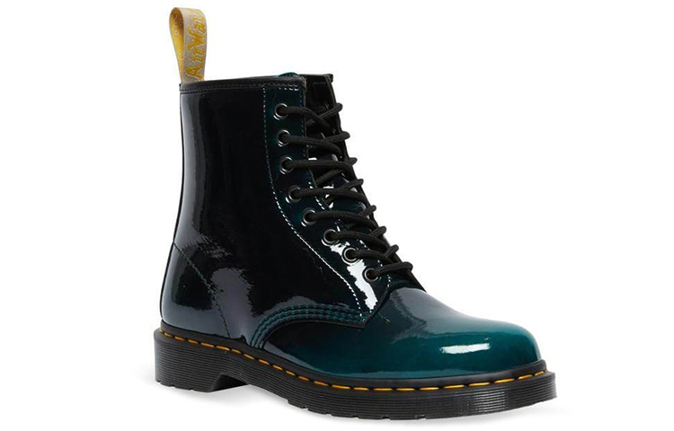 Lookbook Botas Dr. Martens Unisex 1460 Verdes 26887431