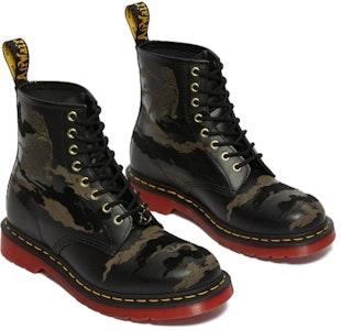 马汀博士中性1460 Yott Martin靴子黑色 27268001 Lookbook 马汀博士中性1460 Yott Martin靴子黑色 27268001