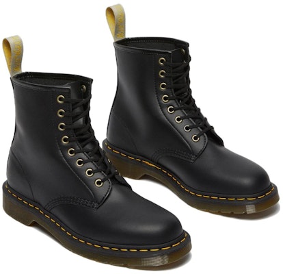 Dr. Martens Vegano 1460 'Felix Rub Off - Negro' 14045001 Lookbook Dr. Martens Vegano 1460 'Felix Rub Off - Negro' 14045001