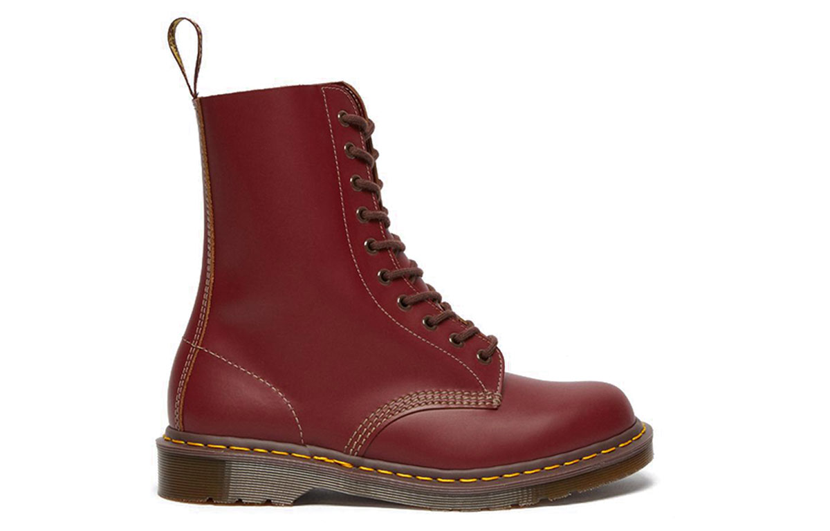 Order 马丁博士复古1490 'Oxblood' 暗红色靴子 12309601
