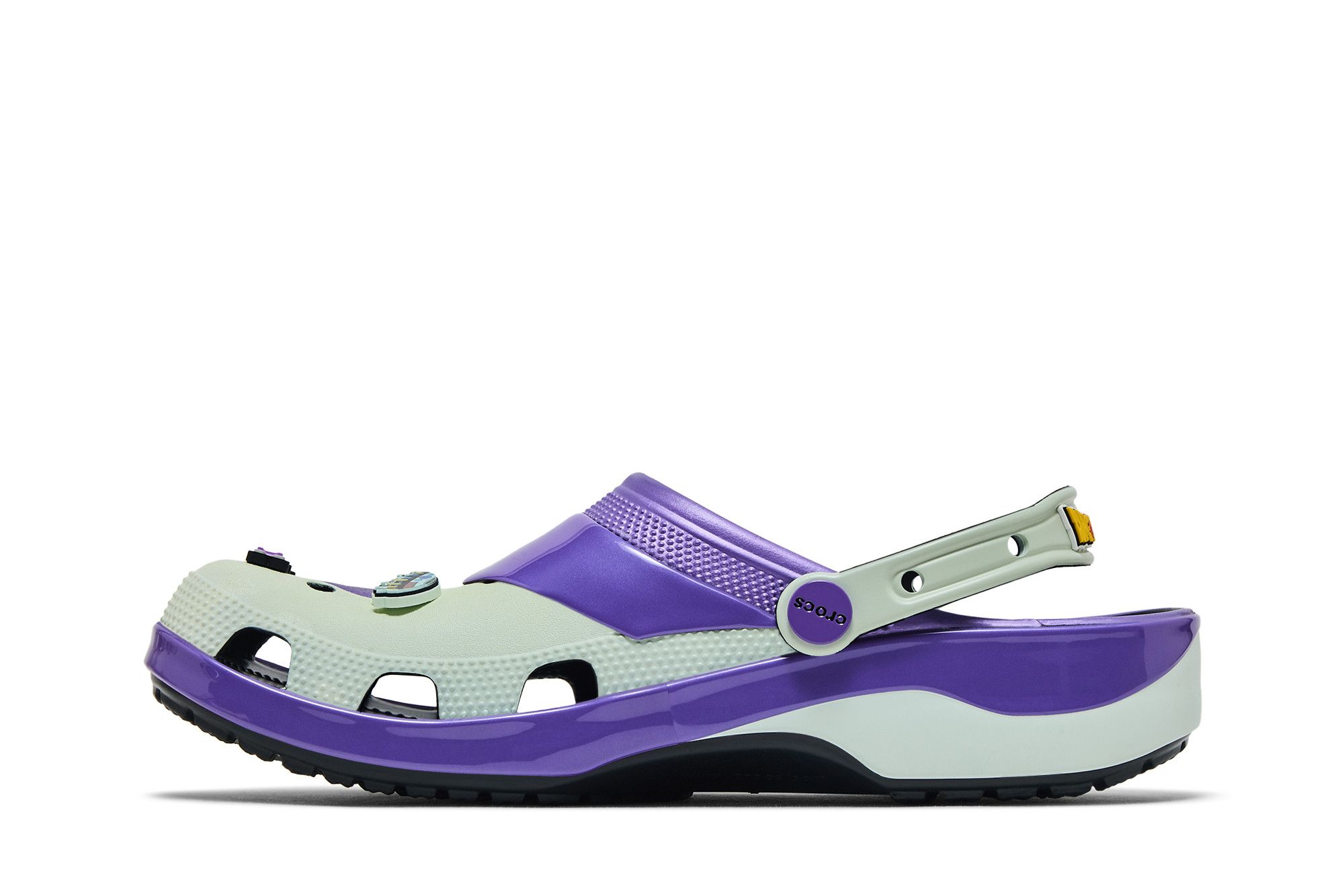 Shop Dragon Ball Z x Crocs Classic Clog ''Frieza'' Kasut Selipar Lelaki 211202-90H