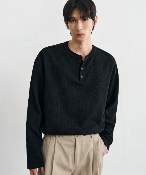 Lookbook Draw Fit Cotton Waffle Henley Neck T-Shirt [Black] DFTS4306BK