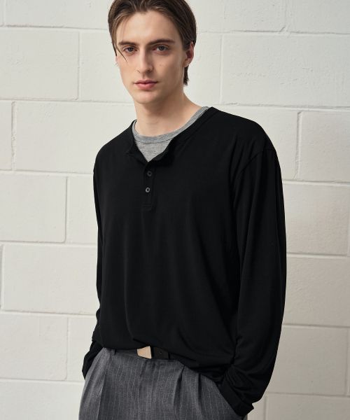 Lookbook Draw Fit Layered Henley Neck Long Sleeve T-Shirt [Black] DFTS6303BK