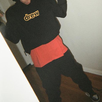 Drew House Hoodie Hitam Logo Alphabet Deconstructed Unisex Pullover. DR-SS21-63 Sizing Drew House Hoodie Hitam Logo Alphabet Deconstructed Unisex Pullover. DR-SS21-63