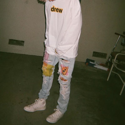 Drew House Bear Series Smiley Jeans Unisex Indigo Peluntur Distressed. DR-SS20-013 Purchase Drew House Bear Series Smiley Jeans Unisex Indigo Peluntur Distressed. DR-SS20-013