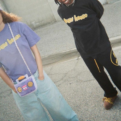 Drew House Sweater Hitam Logo Crewneck Unisex Kasual Pullover. DR-SS22-409 1