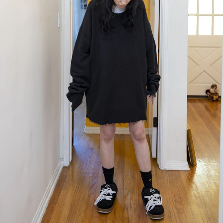 Shop Drew House FW21 反毛巾布標誌長袖上衣 黑色 中性款式。 DR-FW21-062