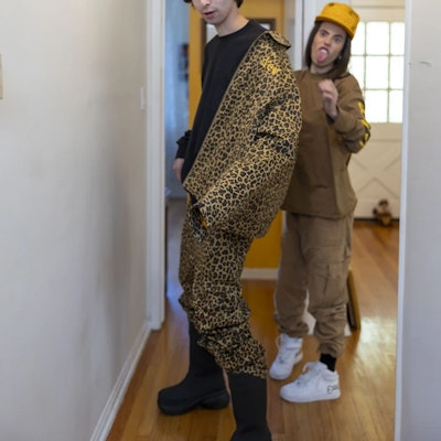 Drew House FW21 Jaket Gas Smile Cheetah Print Unisex. DR-FW21-089 Cheap Drew House FW21 Jaket Gas Smile Cheetah Print Unisex. DR-FW21-089