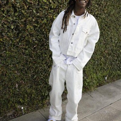 드류 하우스 FW21 스마일리 셀비지 와이드 레그 화이트 자수 데님 바지. DR-FW21-004 2