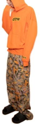 Drew House FW22 Seluar Kargo Camouflage Uniseks Loose Fit. DR-FW22-06 Purchase Drew House FW22 Seluar Kargo Camouflage Uniseks Loose Fit. DR-FW22-06