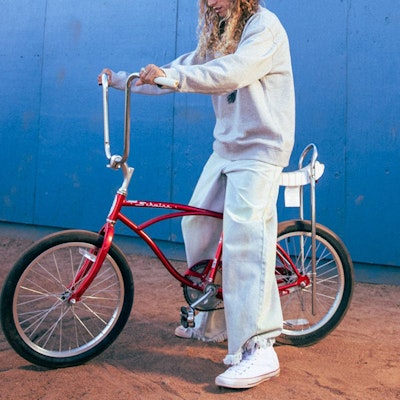 Sweater Drew House FW22 Logo Hummingbirds Abu Unisex Crewneck Pullover. DR-FW22-450 Purchase Sweater Drew House FW22 Logo Hummingbirds Abu Unisex Crewneck Pullover. DR-FW22-450