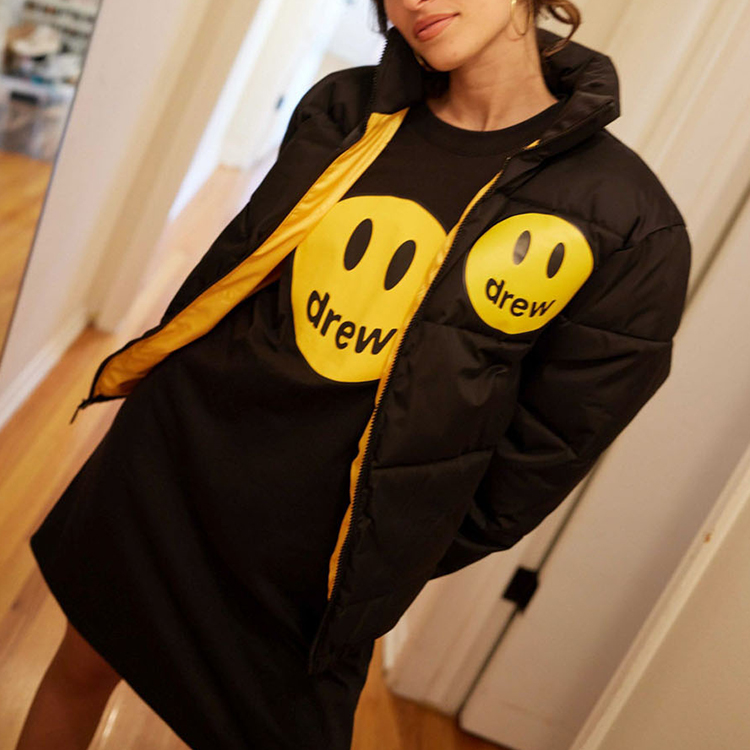 Details for 드루하우스 FW22 지퍼업 패딩 자켓 마스코트 블랙 스마일 프린트 유니섹스. DR-FW22-516